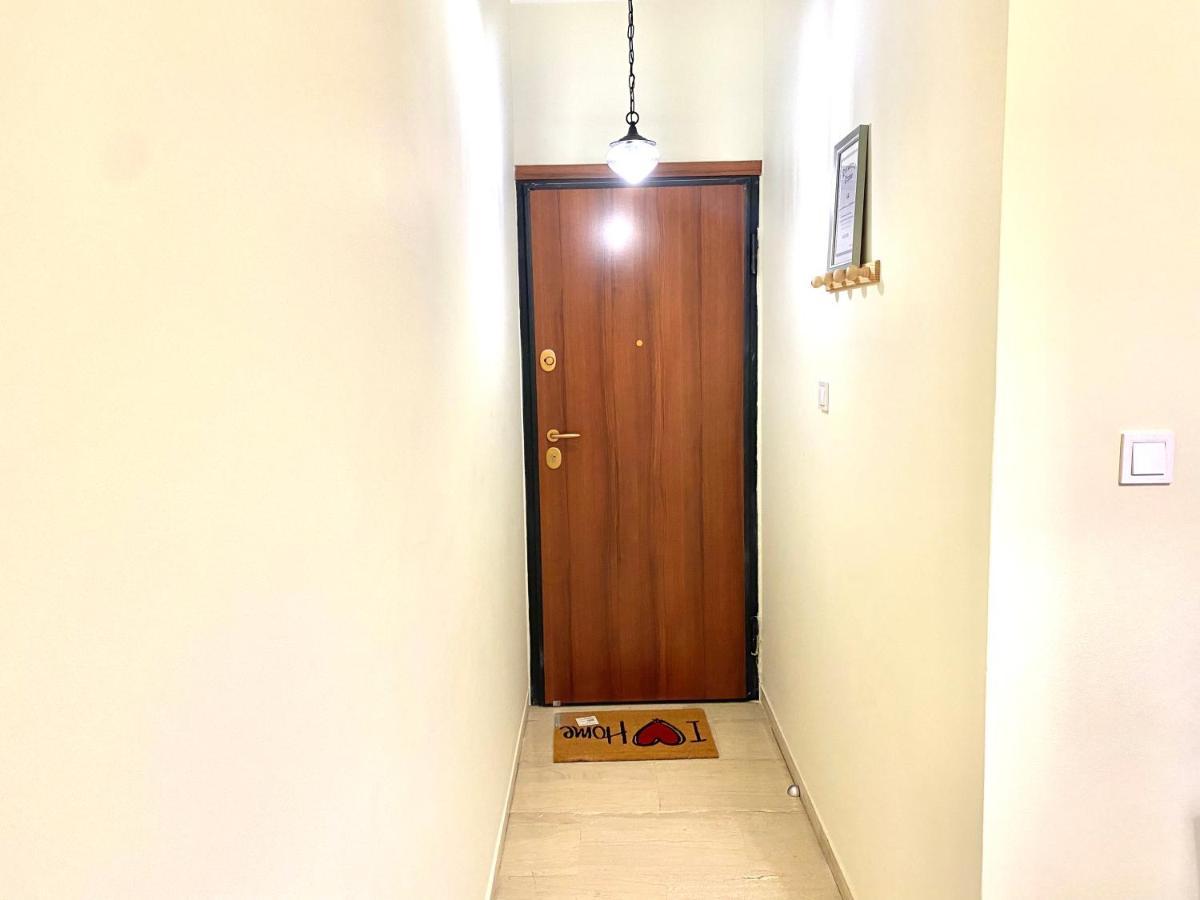 Quiet Near Subway And Acropolis 2 Bedrooms Apt Athena Bagian luar foto