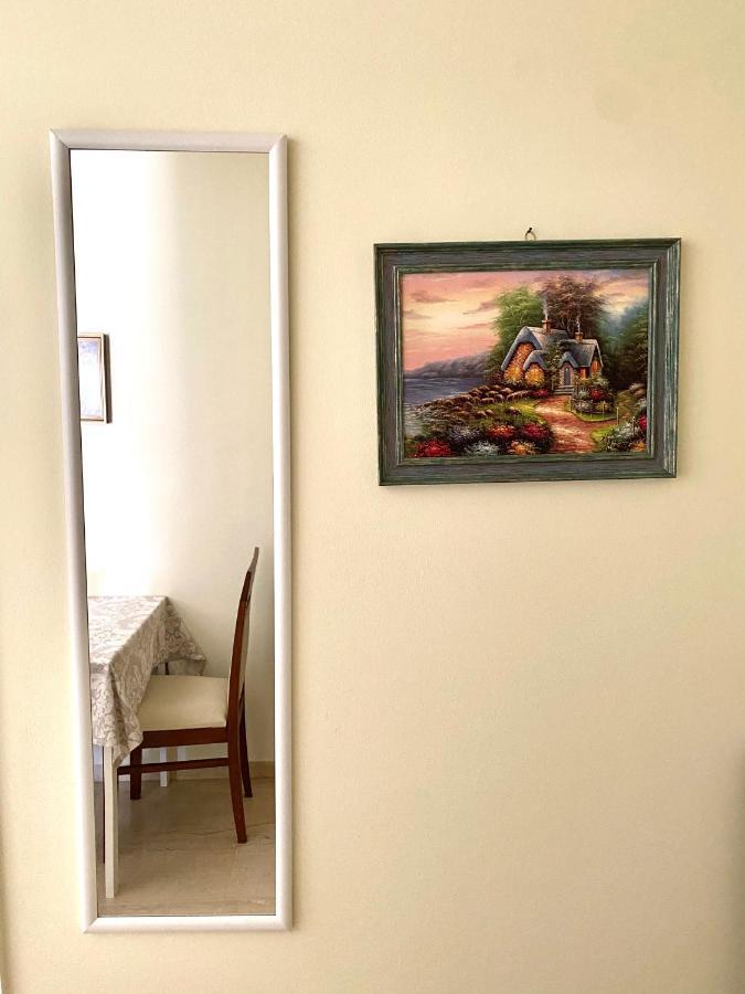 Quiet Near Subway And Acropolis 2 Bedrooms Apt Athena Bagian luar foto